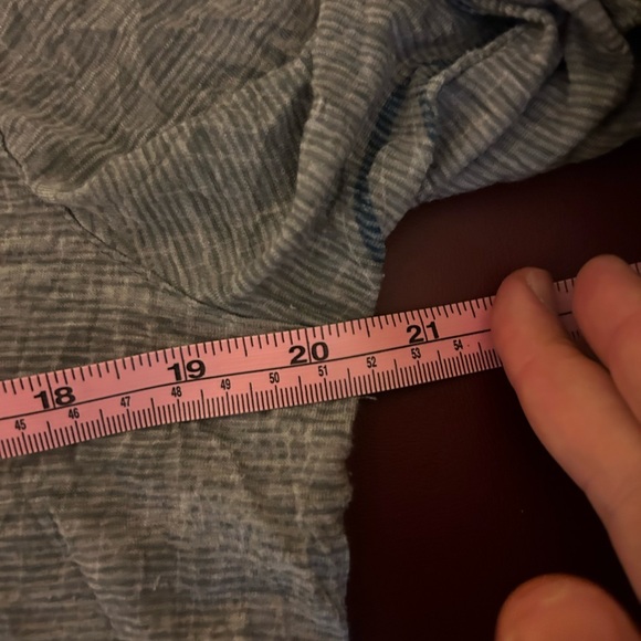 DAVID CLINE Gray Shirt with Blue Swirl Design - Picture 6 of 9